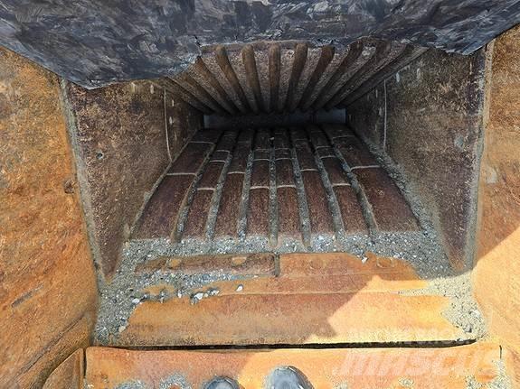 Sandvik UJ440I Knusere