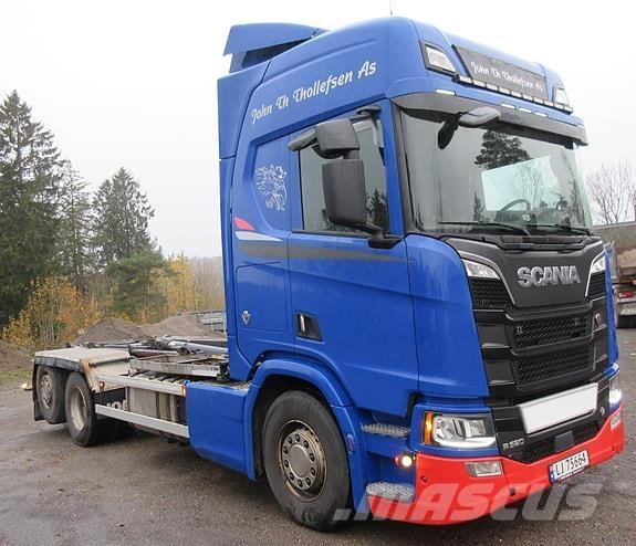 Scania R520 6x2*4 Kabelløft lastebiler