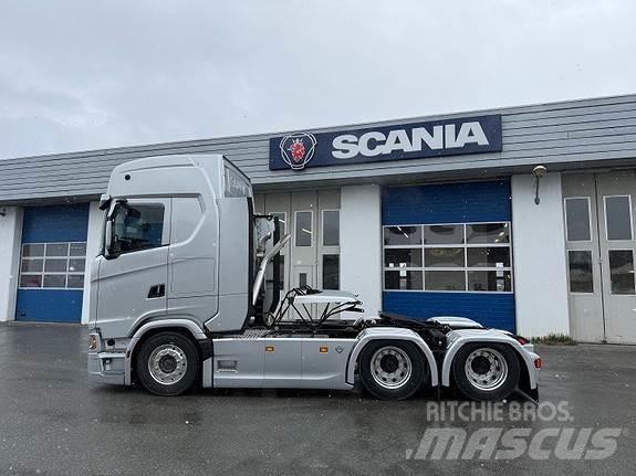 Scania S770 A6x4NB Trekkvogner