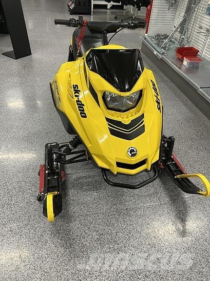 Ski-doo MXZ 120 Snøscootere