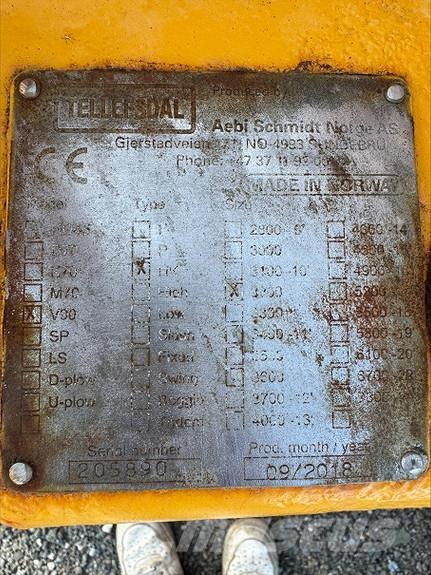 Tellefsdal V-90 Snøploger- og skjær