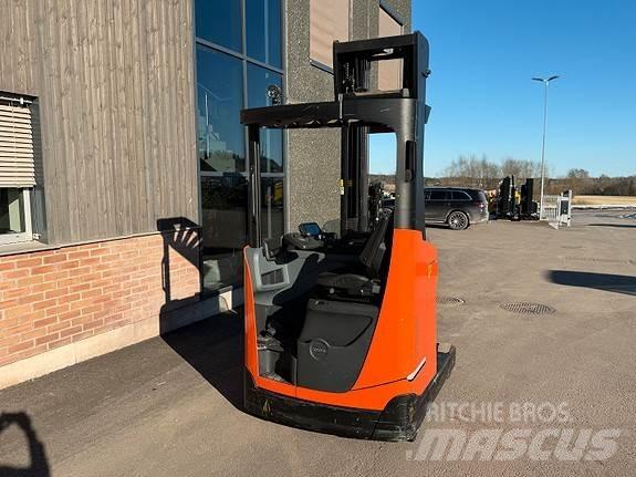Toyota RRE140HE Diesel Trucker