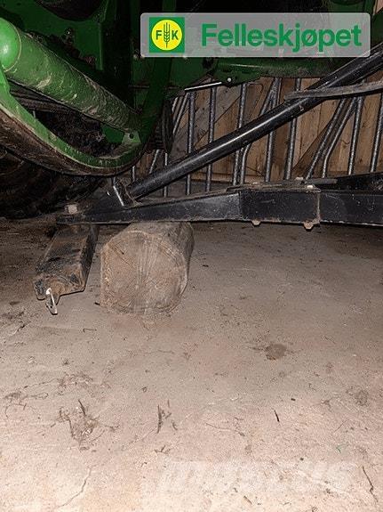 Tume kl 2500 Gjødselspreder