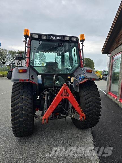 Valtra 6400 Traktorer