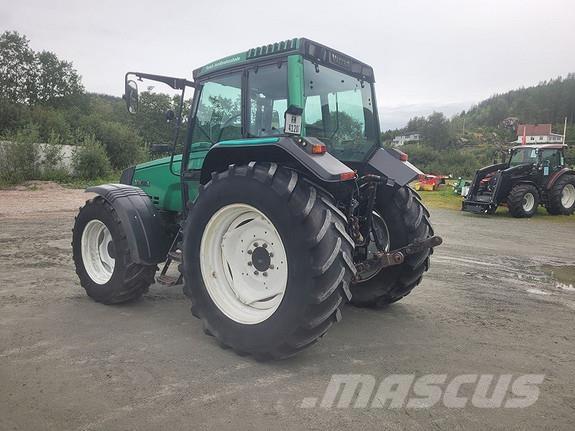 Valtra 6750-4 Traktorer