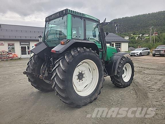 Valtra 6750-4 Traktorer