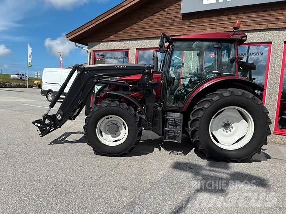 Valtra A114 Traktorer