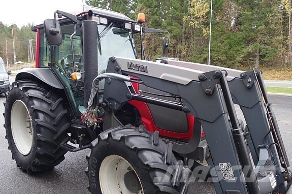 Valtra A93 Traktorer