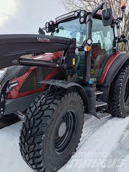 Valtra G135 Aktive Traktorer