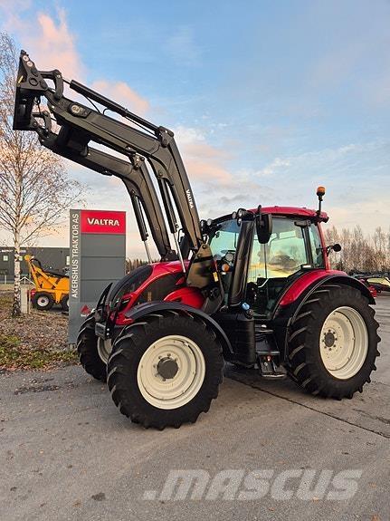 Valtra N104 Traktorer