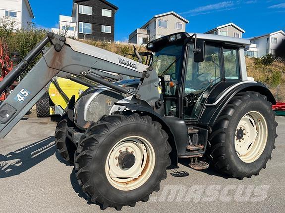 Valtra N111 Traktorer