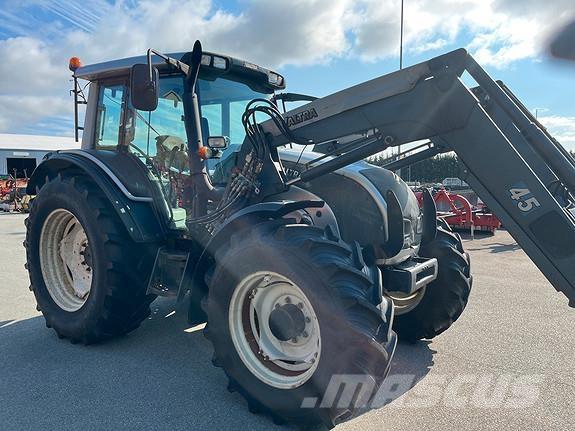 Valtra N111 Traktorer