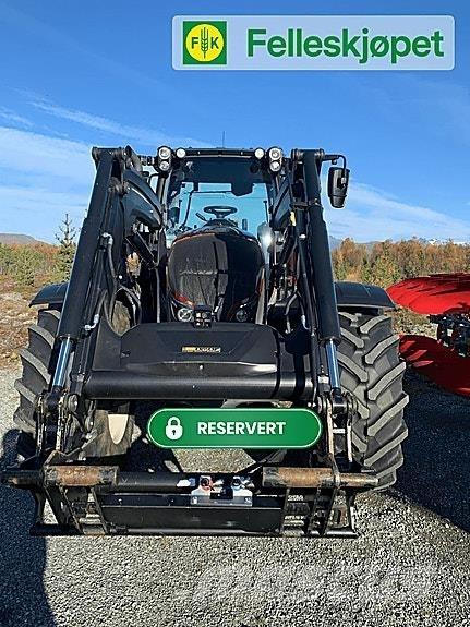 Valtra N124 Traktorer
