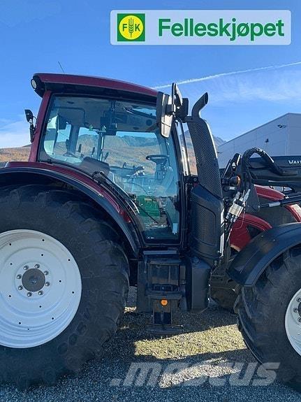 Valtra N124 Traktorer