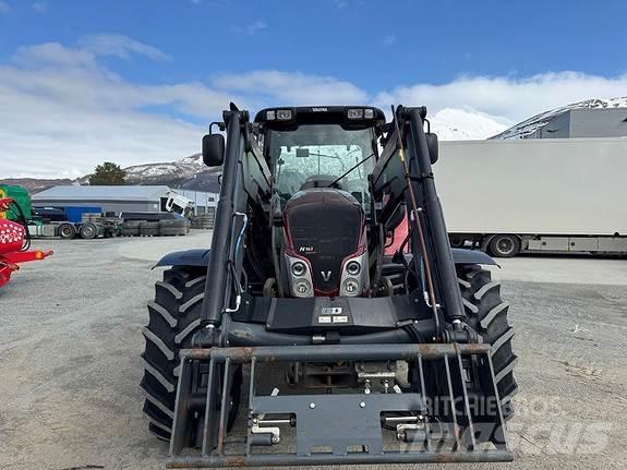 Valtra N163 Traktorer