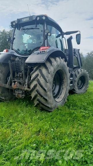 Valtra N174 Traktorer