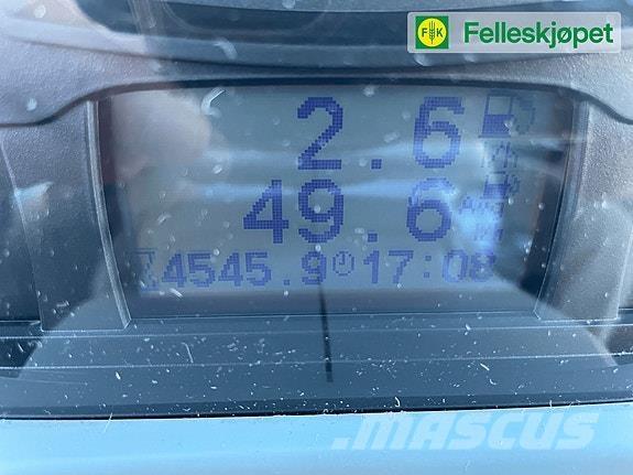 Valtra T 214 Traktorer