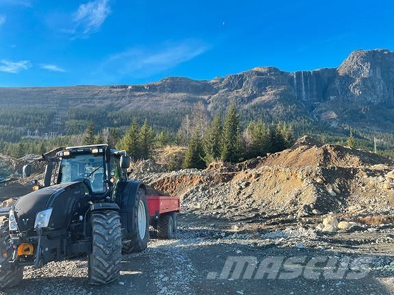 Valtra T203 Traktorer