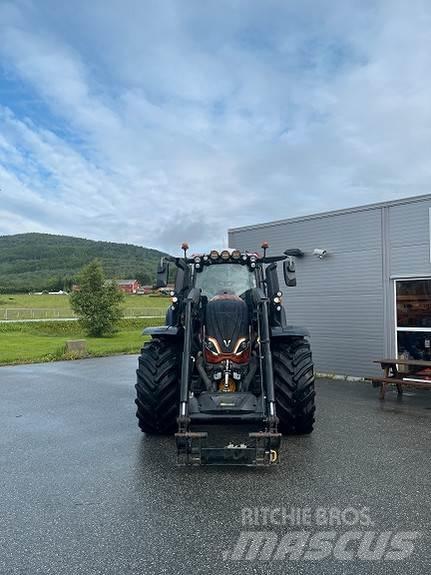 Valtra T235D Traktorer
