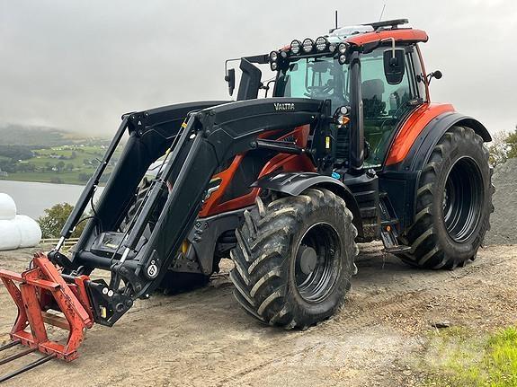 Valtra T235D Traktorer