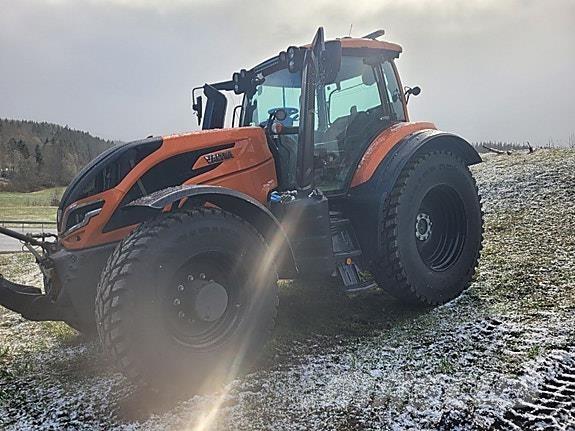 Valtra T255 Traktorer