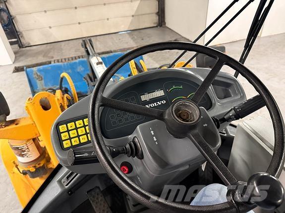Volvo L30B Hjullastere