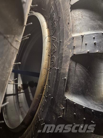   Dekk, hjul og felger