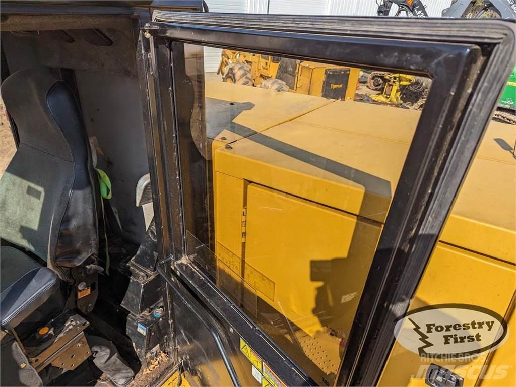 CAT 559D Knuckleboom lastere