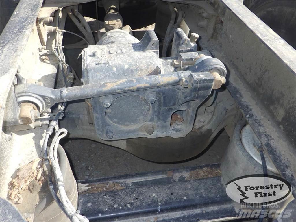 Mack CHN613 Skogsmaskiner - Annet