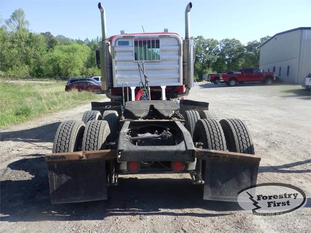 Mack CHN613 Skogsmaskiner - Annet