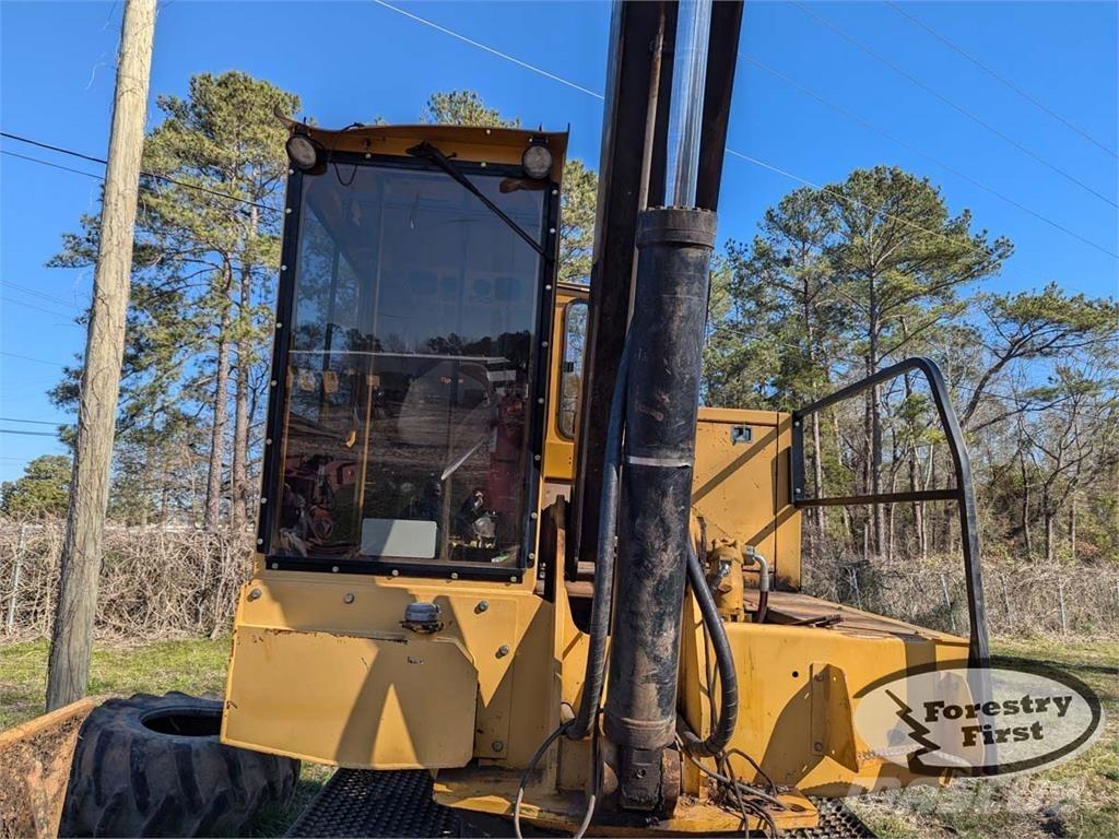 Tigercat 234 Knuckleboom lastere