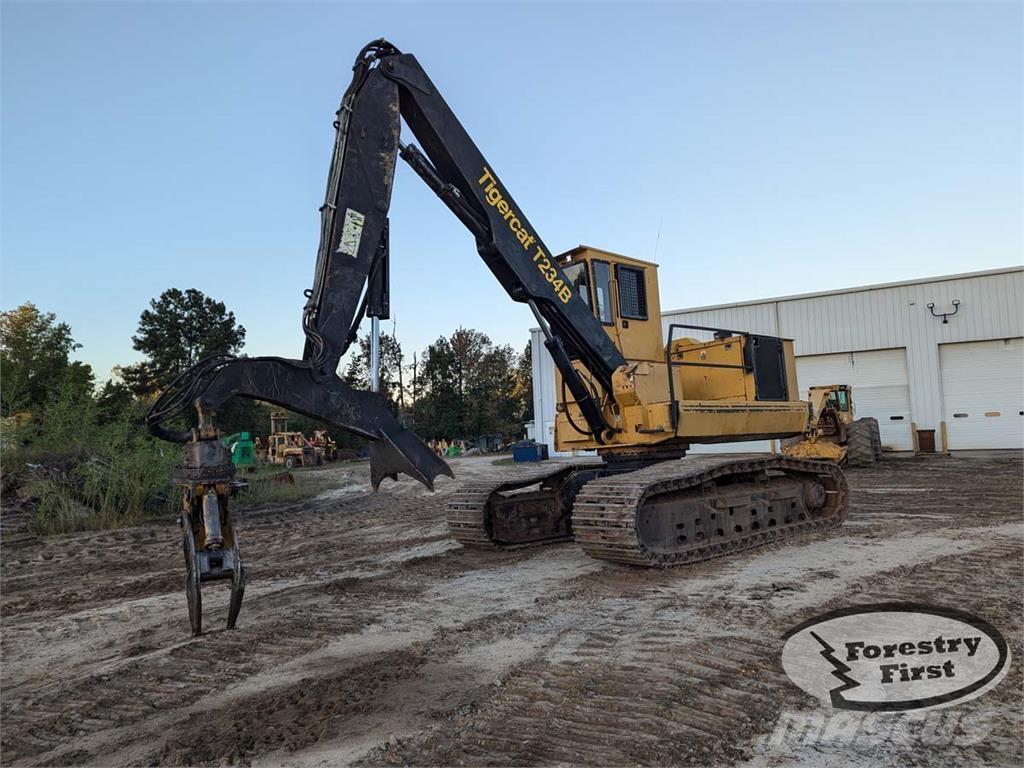 Tigercat T234B Knuckleboom lastere