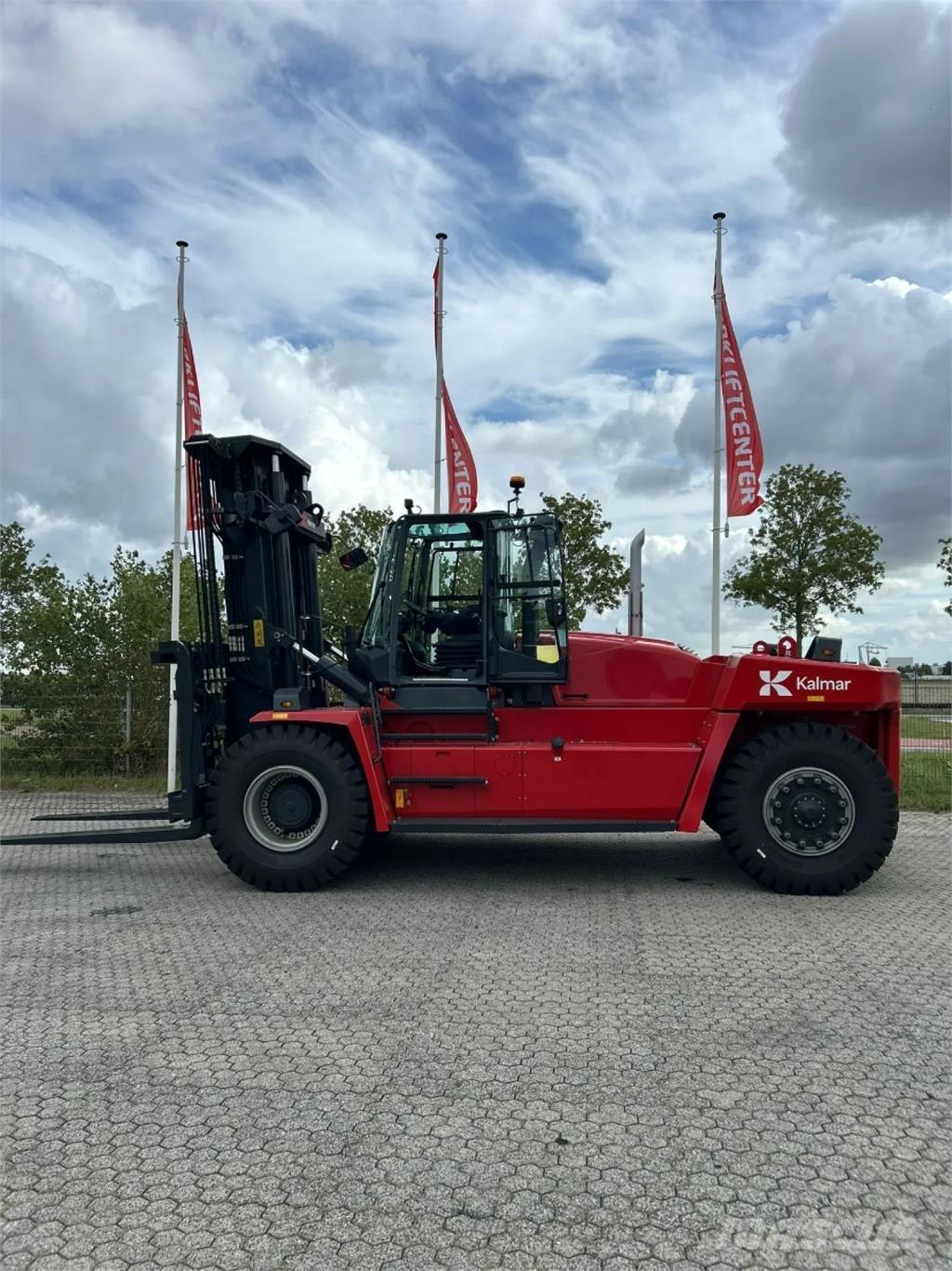 Kalmar DCG250-12 Diesel Trucker