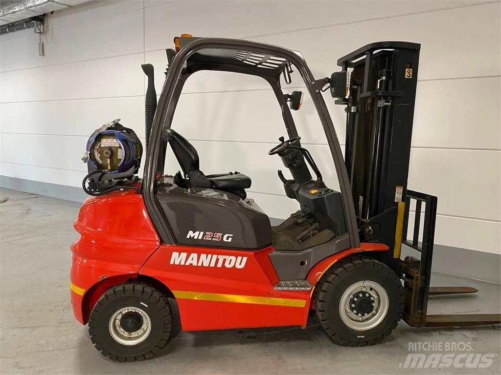 Manitou MI25G Propan trucker