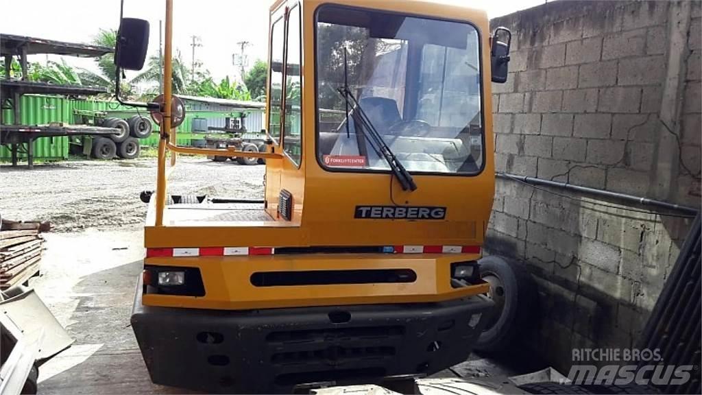 Terberg YT182 Terminaltraktor