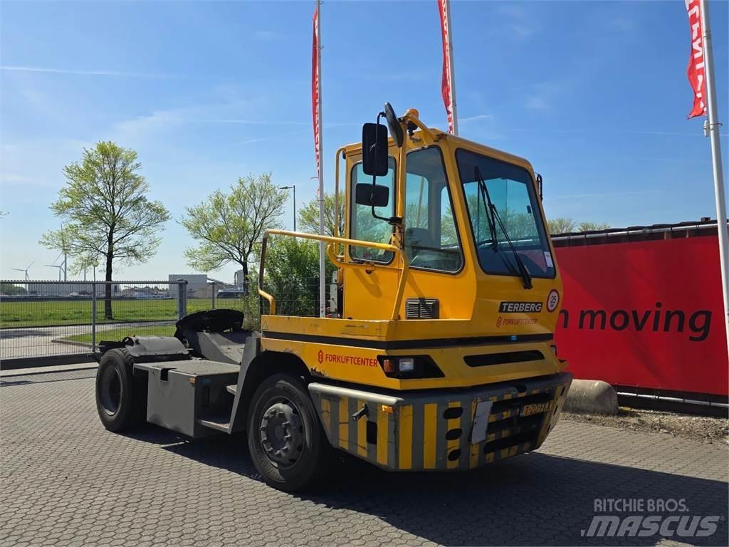 Terberg YT182 Terminaltraktor