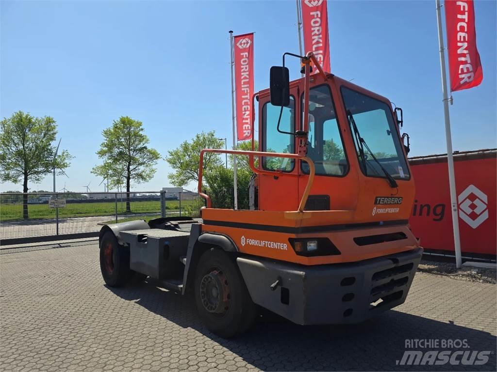 Terberg YT182 Terminaltraktor