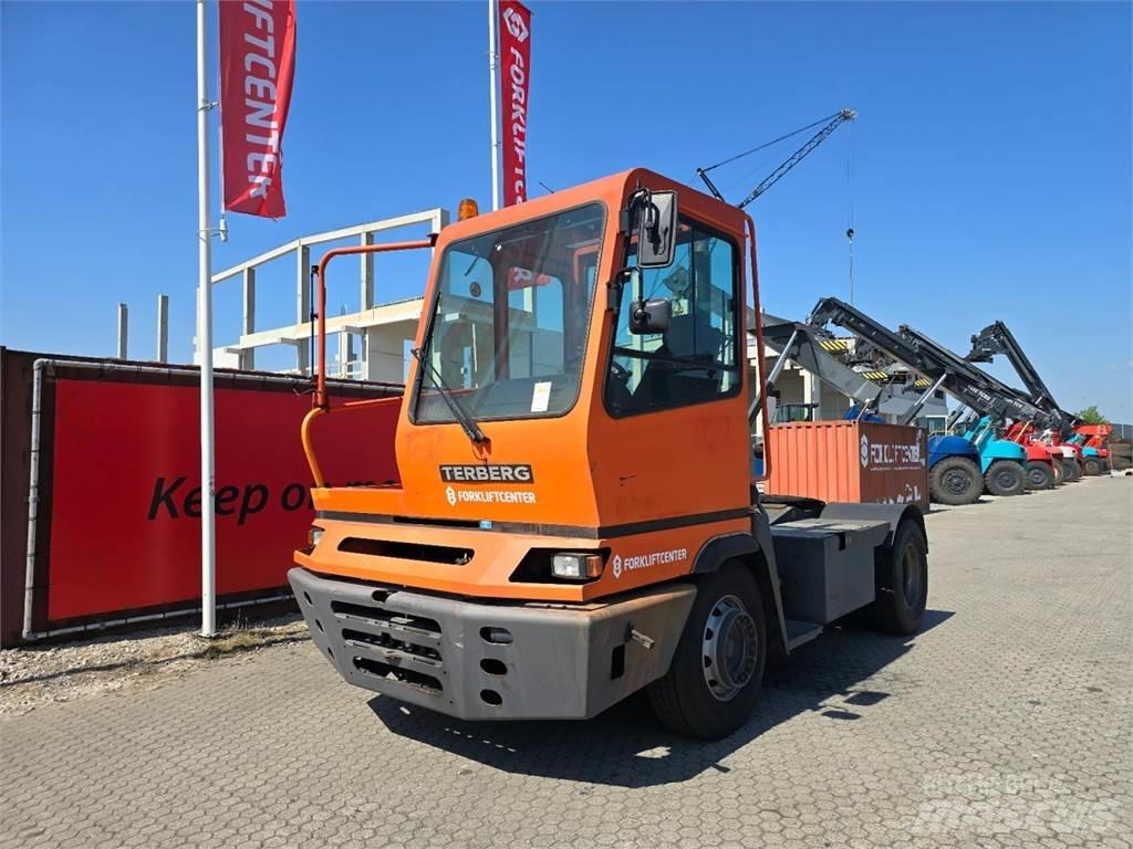 Terberg YT182 Terminaltraktor