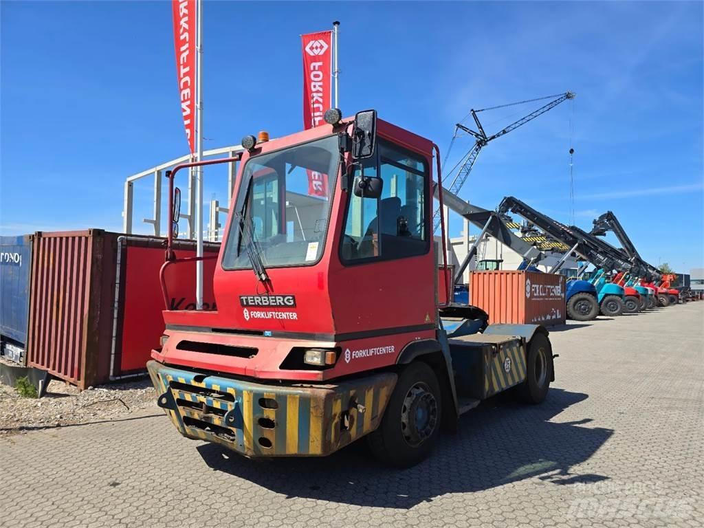 Terberg YT222 Terminaltraktor