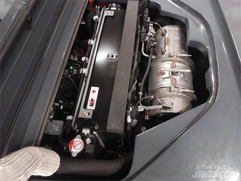 Toyota 8FD70F Diesel Trucker