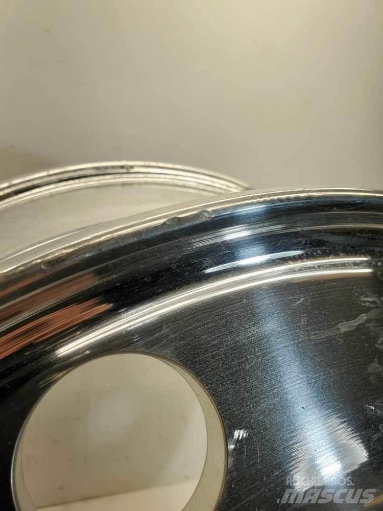  Accuride Dekk, hjul og felger