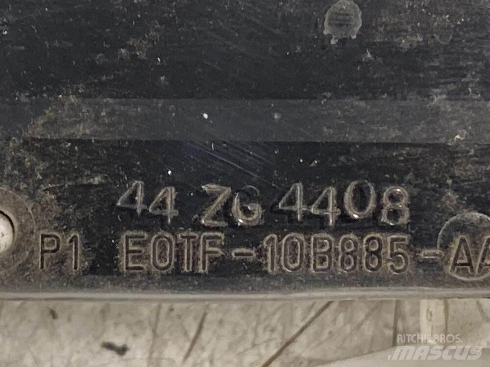 Ford F-800 Transport - Annet