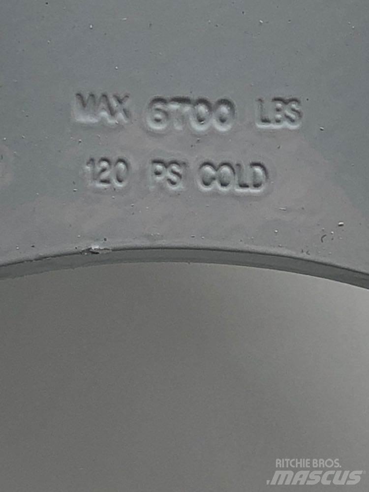Ford F750 Dekk, hjul og felger