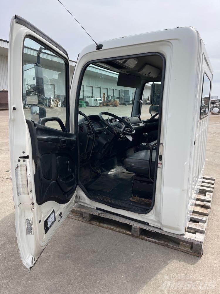 Hino 268 Førerhus og Interiør