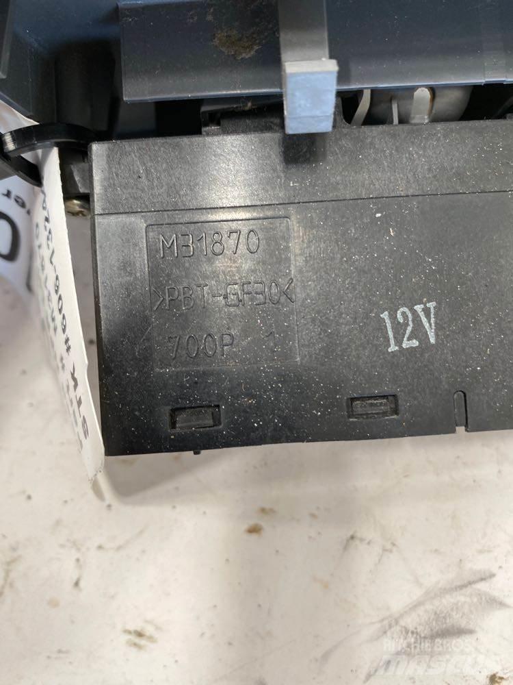 Isuzu NPR Lys - Elektronikk