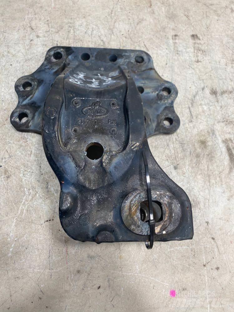 Mack CXU Chassis og understell