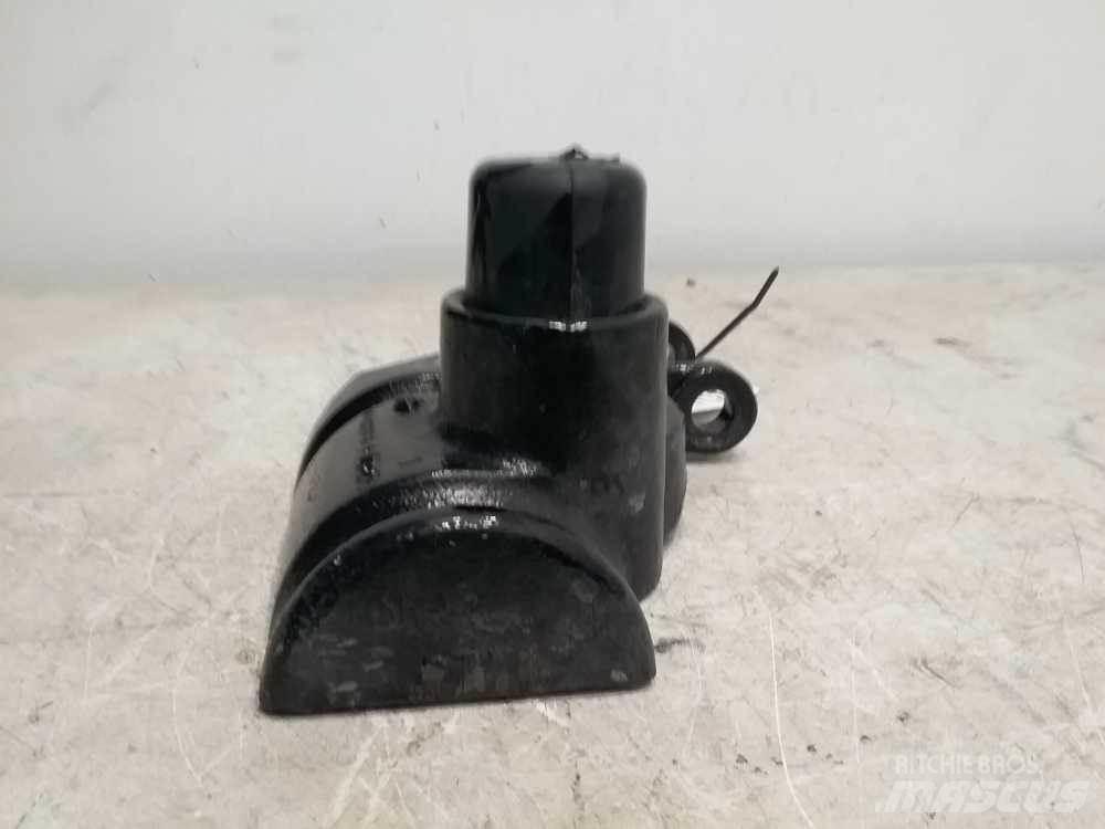 Mack CXU Chassis og understell