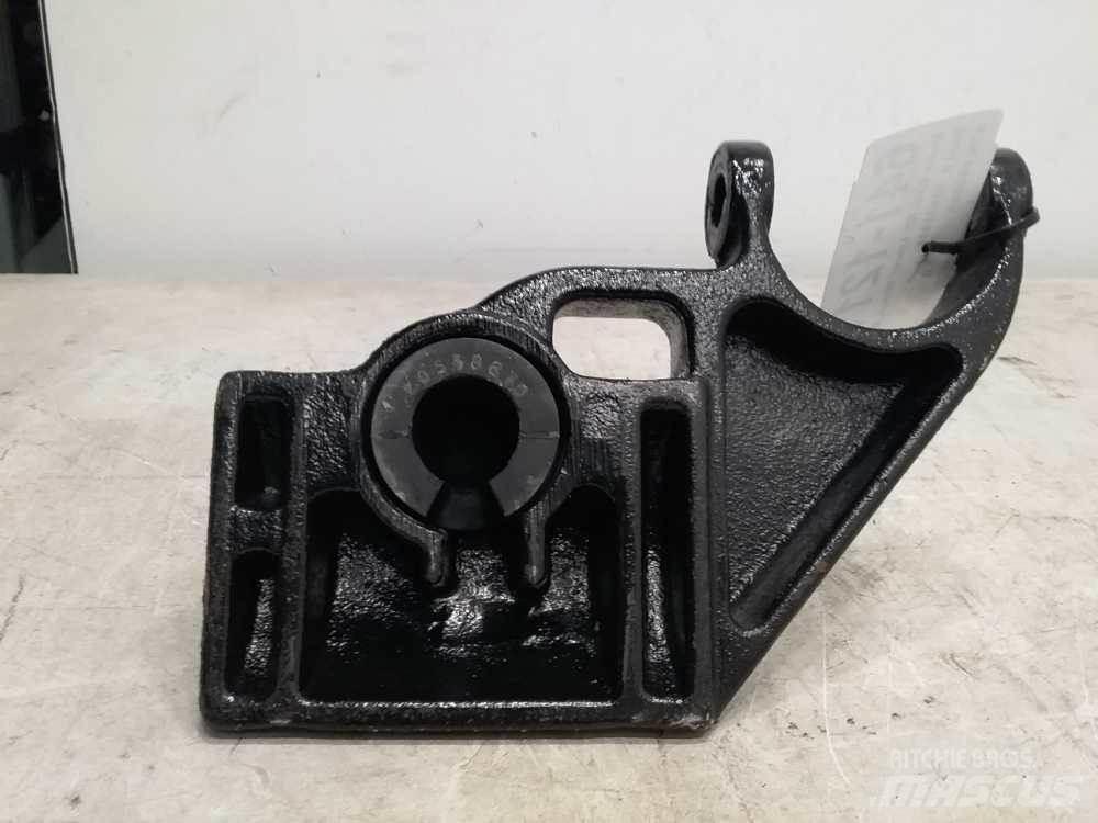 Mack CXU Chassis og understell