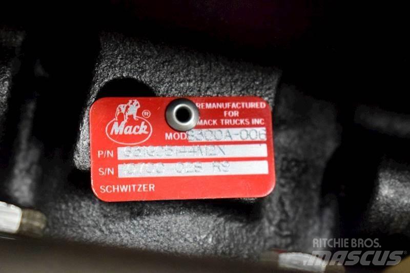 Mack EM7 Transport - Annet