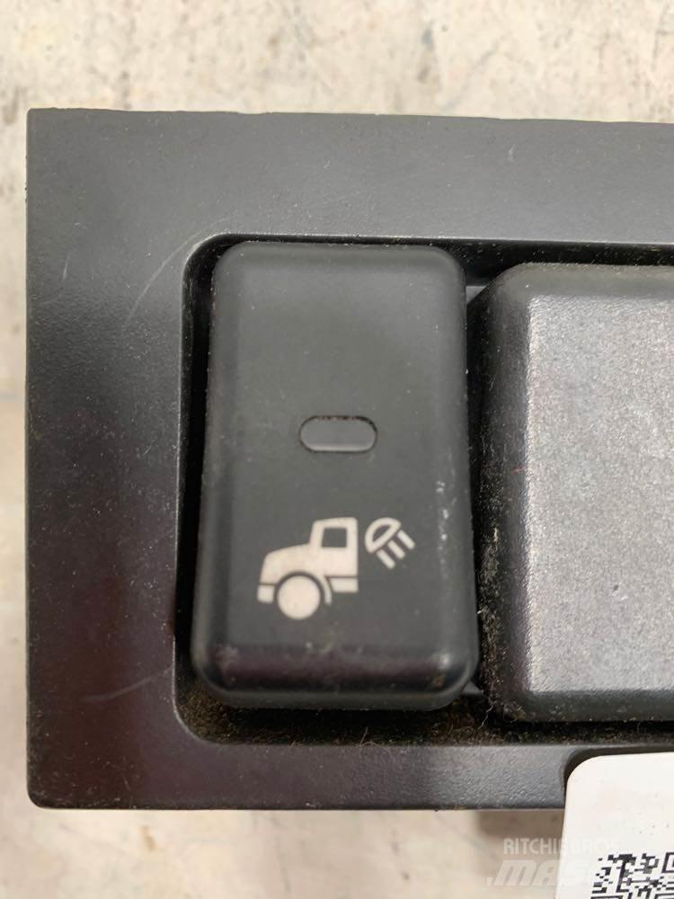 Volvo VNL Lys - Elektronikk